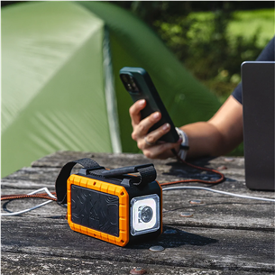 Xtorm XR204 Rugged Flashlight Powerbank, 40000 мАч, черный/оранжевый - Внешний аккумулятор